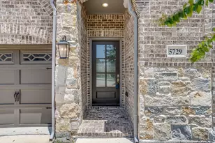 5729 Lake Jackson Dr, Fort Worth, TX 76126 - Photo 4