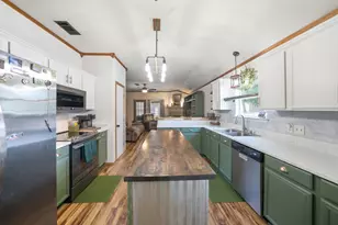 14016 Cedar Post Dr, Fort Worth, TX 76052 - Photo 6