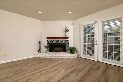 4920 Byers Avenue #B, Fort Worth, TX 76107 - Photo 14