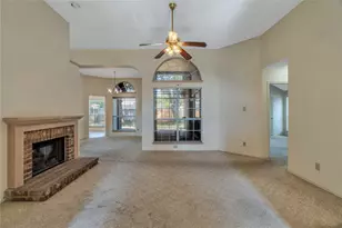 5206 Rio Ct, Arlington, TX 76017 - Photo 4