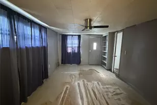 267 N Katy Rd, Elm Mott, TX 76640 - Photo 12