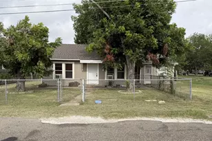 267 N Katy Rd, Elm Mott, TX 76640 - Photo 2