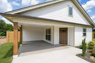 425 S Bonner St, Jacksonville, TX 75766 - Photo 1