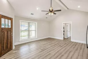 425 S Bonner St, Jacksonville, TX 75766 - Photo 2