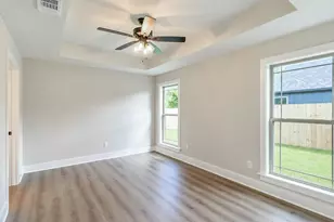 425 S Bonner St, Jacksonville, TX 75766 - Photo 10