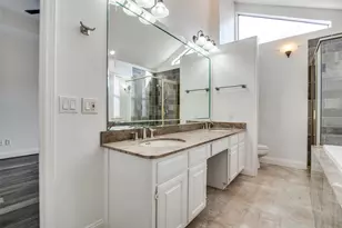 17018 Planters Row, Addison, TX 75001 - Photo 18