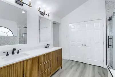 6817 Wickliff Trail, Plano, TX 75023 - Photo 14