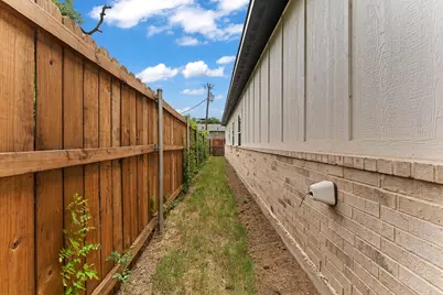 4507 Metropolitan Avenue, Dallas, TX 75210 - Photo 30
