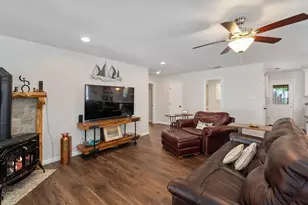 138 Wildgrove Dr, Gun Barrel City, TX 75156 - Photo 8