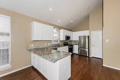 8421 Miramax Trail, Dallas, TX 75249 - Photo 4