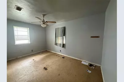 1810 Texas Street, Grand Prairie, TX 75051 - Photo 8