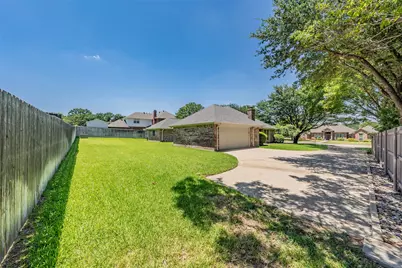 1057 Oak Valley Court, Keller, TX 76248 - Photo 32