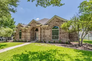 1057 Oak Valley Ct, Keller, TX 76248 - Photo 2