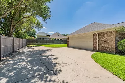 1057 Oak Valley Court, Keller, TX 76248 - Photo 4