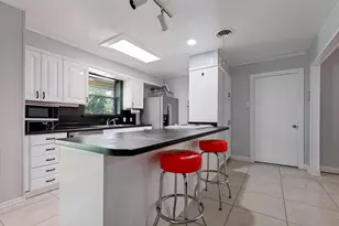 905 Ridgewood Terrace, Arlington, TX 76012 - Photo 12