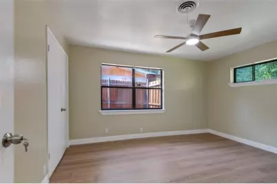 905 Ridgewood Terrace, Arlington, TX 76012 - Photo 18