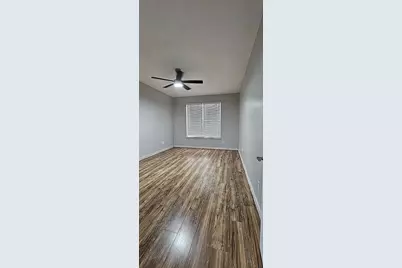 2100 Tanglewilde #167, Houston, TX 77063 - Photo 24