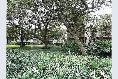 2100 Tanglewilde #167, Houston, TX 77063 - Photo 8