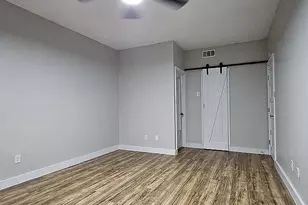2100 Tanglewilde, Houston, TX 77063 - Photo 10