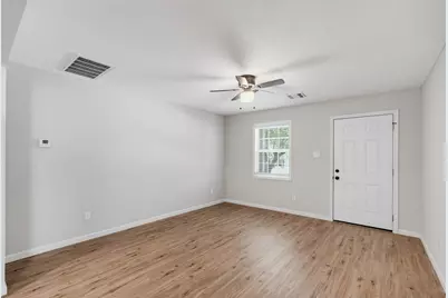 509 19th Street, Grand Prairie, TX 75050 - Photo 6