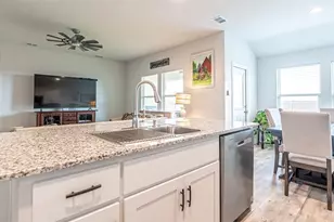 705 Basteen Ln, Justin, TX 76247 - Photo 12