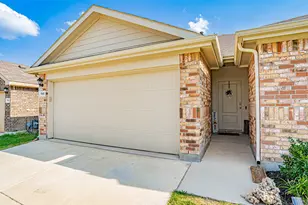 705 Basteen Ln, Justin, TX 76247 - Photo 2