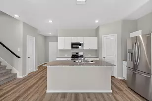 1052 Foxburg Dr, Fort Worth, TX 76131 - Photo 4