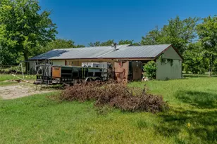 1611 Co Rd 4104, Greenville, TX 75401 - Photo 18