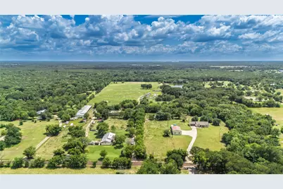 1611 County Road 4104, Greenville, TX 75401 - Photo 32