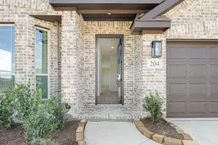 204 Fireberry Dr, Glenn Heights, TX 75154 - Photo 4
