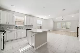 1805 Longwood Ln, Garland, TX 75042 - Photo 20