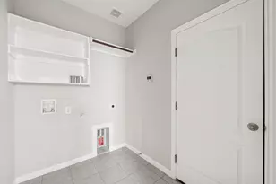 1805 Longwood Ln, Garland, TX 75042 - Photo 16