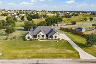 1095 Pioneer Xing, Weatherford, TX 76088 - Photo 34