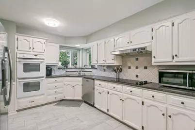 10 Lundys Lane, Richardson, TX 75080 - Photo 12