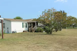 1135 Co Rd 269, Oglesby, TX 76561 - Photo 2