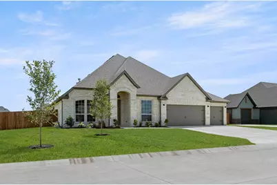 121 Mikasi Street, Godley, TX 76044 - Photo 2