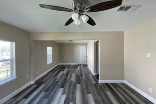 607 Mckenzie Ave, Hillsboro, TX 76645 - Photo 1
