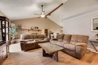 1022 Melissa Lane, Garland, TX 75040 - Photo 2
