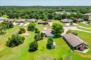 104 Pontiac Dr, Lake Kiowa, TX 76240 - Photo 32