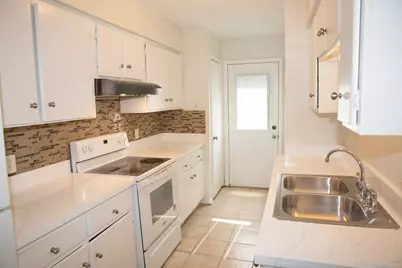 13552 Waterfall Way, Dallas, TX 75240 - Photo 10