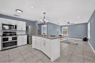 1422 Elmwood Avenue, Fort Worth, TX 76104 - Photo 6
