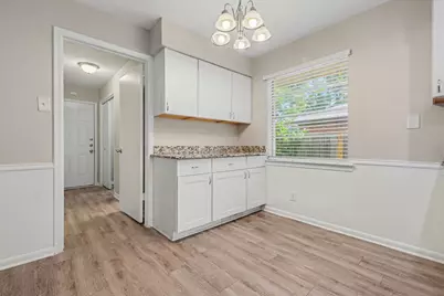914 Bromwich Street, Garland, TX 75040 - Photo 12