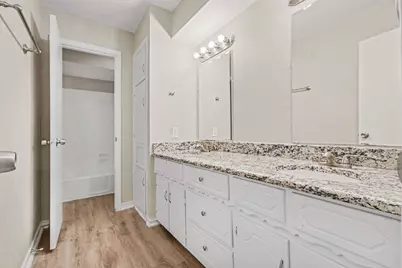 914 Bromwich Street, Garland, TX 75040 - Photo 16