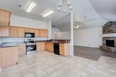 316 Heritage Drive, Crowley, TX 76036 - Photo 8