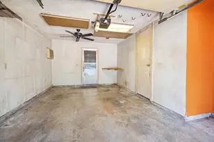 12101 Wilderness Trail, Live Oak, TX 78233 - Photo 16