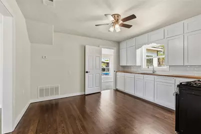 417 N Burdette Avenue, Sherman, TX 75090 - Photo 12