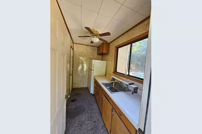 726 S Lindsay Street, Gainesville, TX 76240 - Photo 8