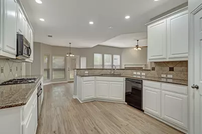 210 Red Bluff Drive, Hickory Creek, TX 75065 - Photo 10