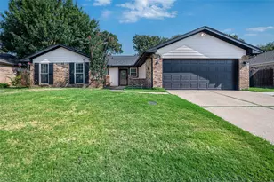 4025 Pepperwood Dr, Flower Mound, TX 75028 - Photo 1