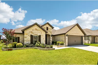 1077 Fleetwood Drive, Justin, TX 76247 - Photo 2